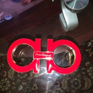 Ferragamo belt buckle